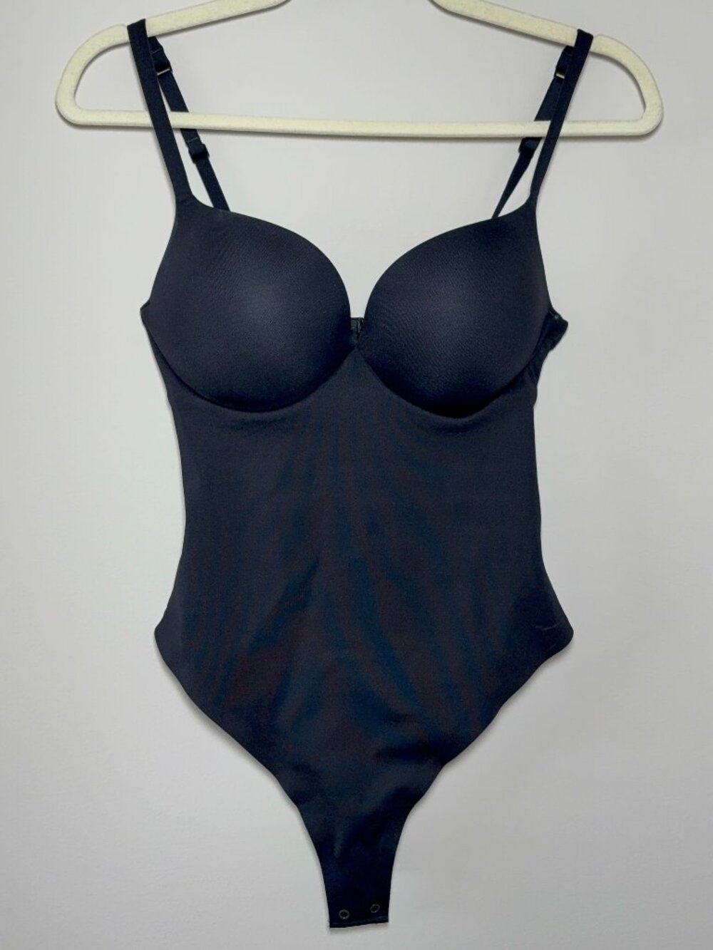 NWT SKIMS Ultimate Body Thong Bodysuit – Onyx – Small